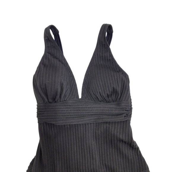 Black Ribbed One-Piece Swimsuit  Plunge Neckline Waist Detail Cupshe  Size S - Picture 4 of 9